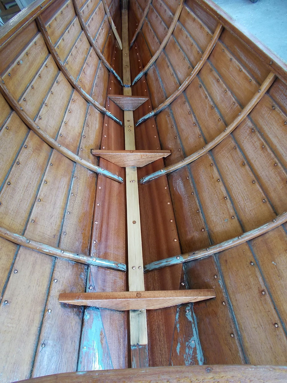 Intérieur coque bateau